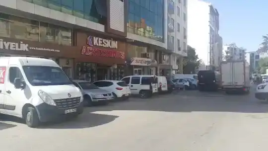 Sürat Kargo Altınova KEPEZ Kargo Şubesi