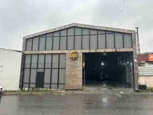 Atasehir Ups Kargo ATAŞEHİR Şubesi