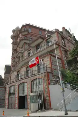 Borusan Holding SARIYER Şubesi