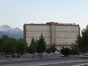 Ptt-erciyes Üniversitesi MELİKGAZİ Şubesi