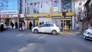 Ptt ÜSKÜDAR Şubesi