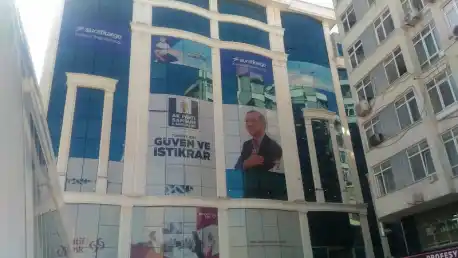 Sürat Kargo İLKADIM Şubesi