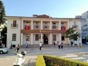 Ziraat Bankası KARESİ Şubesi